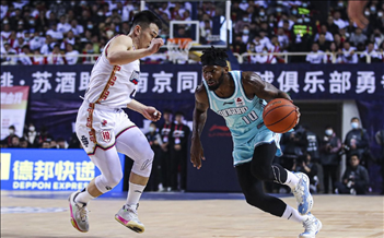 CBA公告：张镇麟力拼MVP - 球迷瞩目，期待中国男篮新星再创辉煌