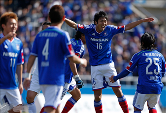 日职联决战在即，鹿岛鹿角能否在12月3日的主场对决中击败横滨FC？