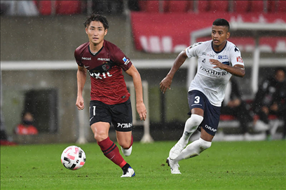 日职联第29轮焦点战，浦和红钻对阵横滨FC，双方实力如何分析？