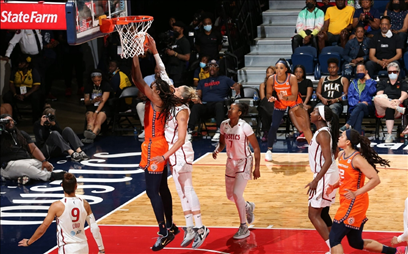 WNBA季后赛预测：神秘人vs自由人，谁将成为下一个冠军候选？