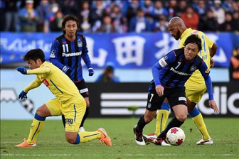 广岛三箭对阵名古屋鲸鱼，日职联赛第29轮的预测与推荐，你会支持哪支球队？