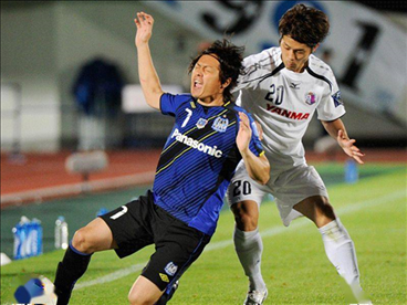 日本足坛较量：日职联的挑战与日职乙的考验