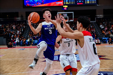 回顾NBA往年比赛：经典瞬间再现（NBA往年比赛）