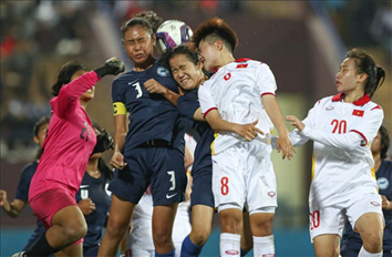 亚洲杯首轮亮点：种子队完胜，韩国裁判备受争议！