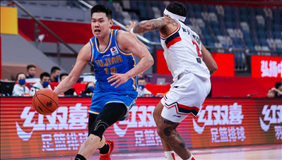 周琦表现引热议，中国男篮整体低迷，未来能否迎头赶上？
