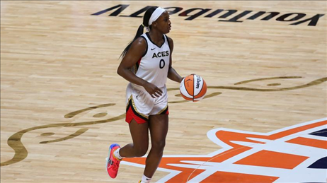 韩旭未来若再投身WNBA，或许应该寻求内线人手紧缺的球队，争取主力位置。